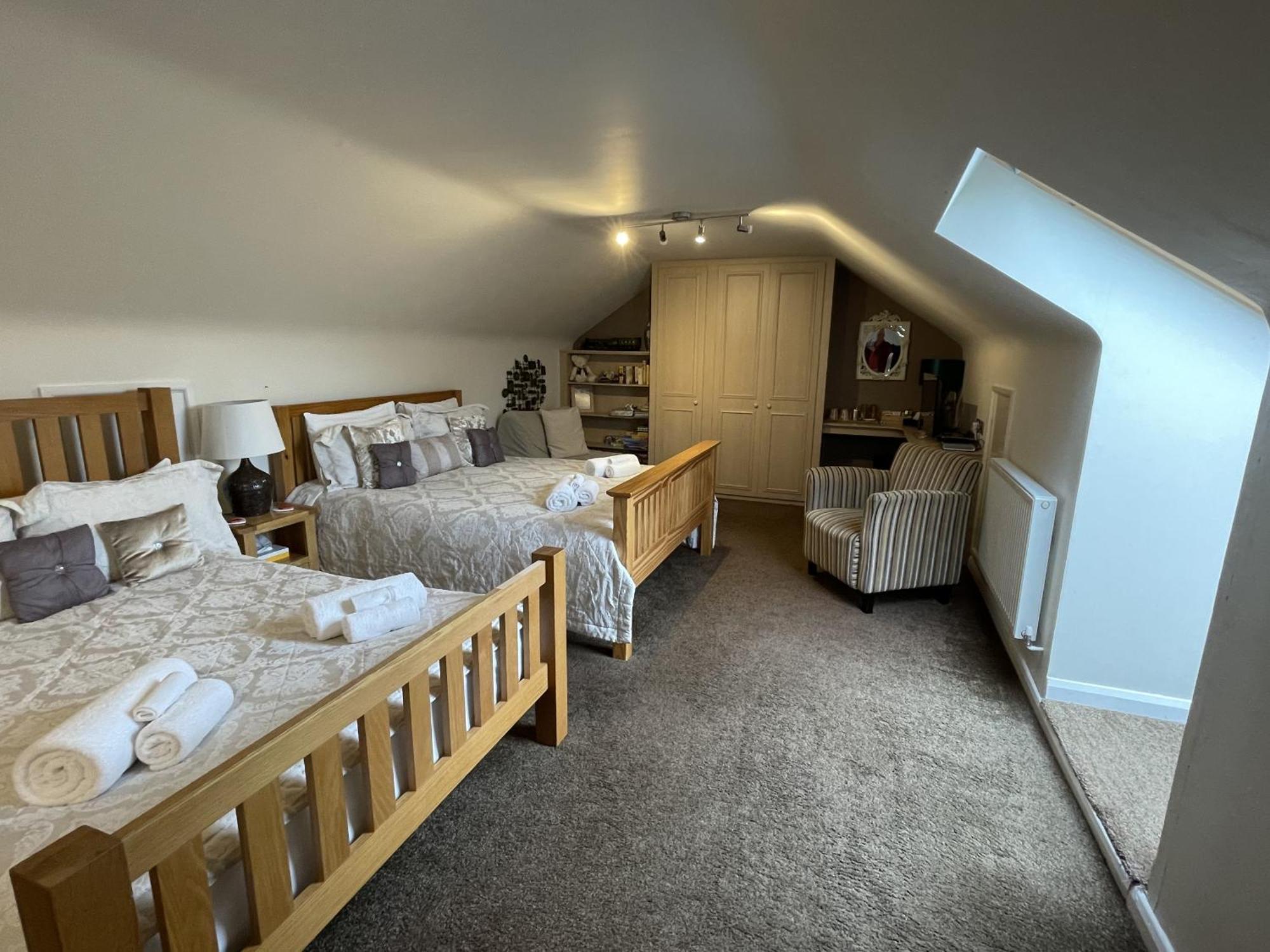 The Waters Edge Guest House Stratford-upon-Avon Habitación foto