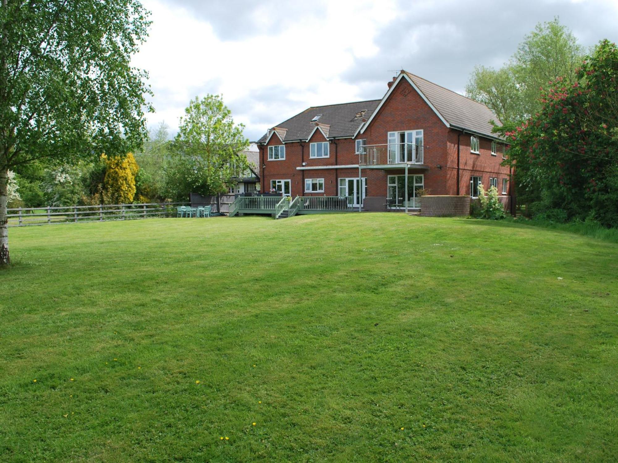 The Waters Edge Guest House Stratford-upon-Avon Habitación foto